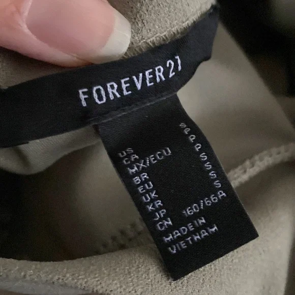 Forever 21 skort - Picture 5 of 5